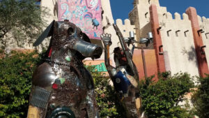 metal dog and cat sculptures