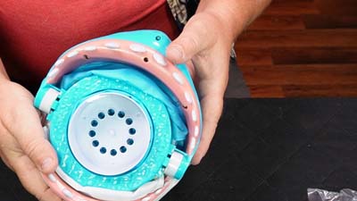 showing the inside of the shark bite game